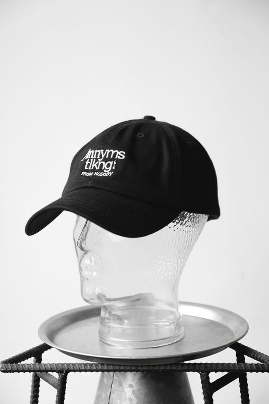 Anonymous Talking: ロゴキャップ 台湾デザイナーブランドの刺繍入り野球帽