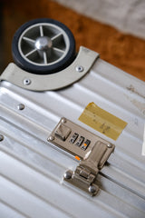 Out-of-print RIMOWA CLASSIC FLIGHT 82L 2-wheel