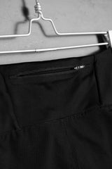 On ランニング ライトウェイト ショーツ スイスのスポーツブランド、軽量で通気性と速乾性に優れたジョギングショーツ