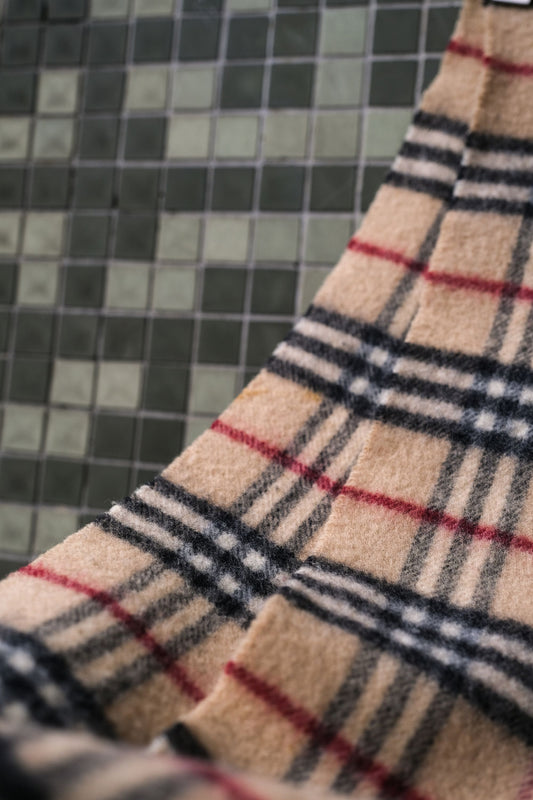 Burberry Vintage Nova Check Wool Scarf Made in England 英國製 經典格紋羊毛圍巾