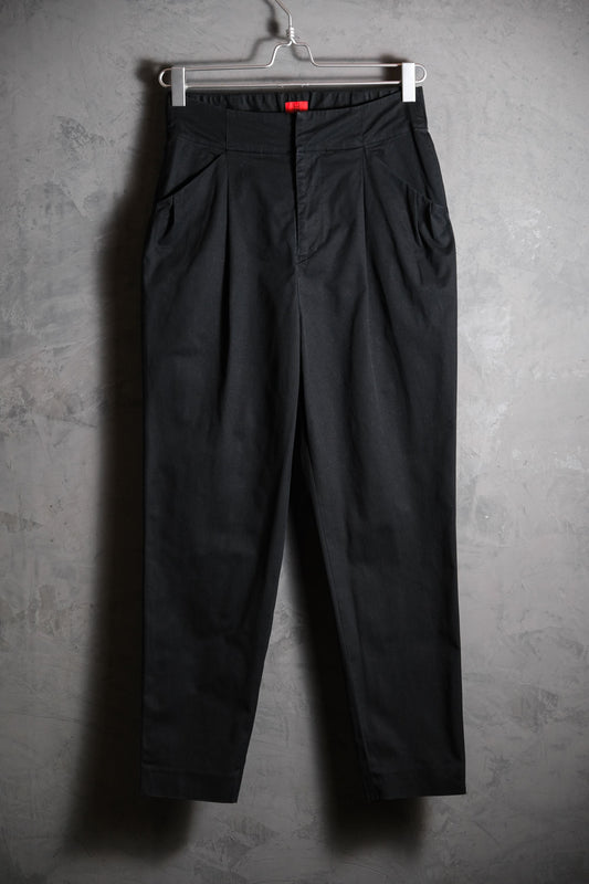 HAAT ISSEY MIYAKE Tapered Pants 三宅一生旗下品牌 混紡材質錐形褲