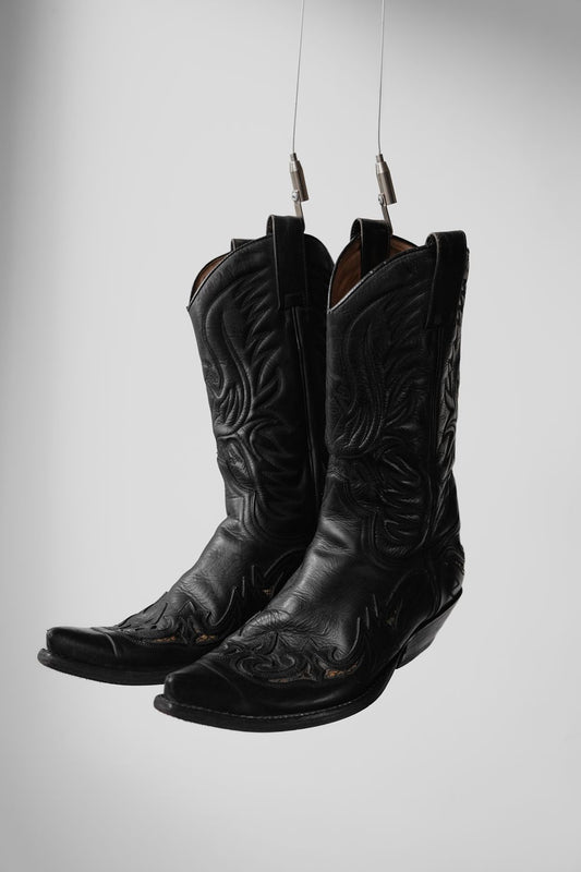 "SENDRA" Vintage Cowboy Western Boots Vintage carved cowboy western boots snake pattern embellishment