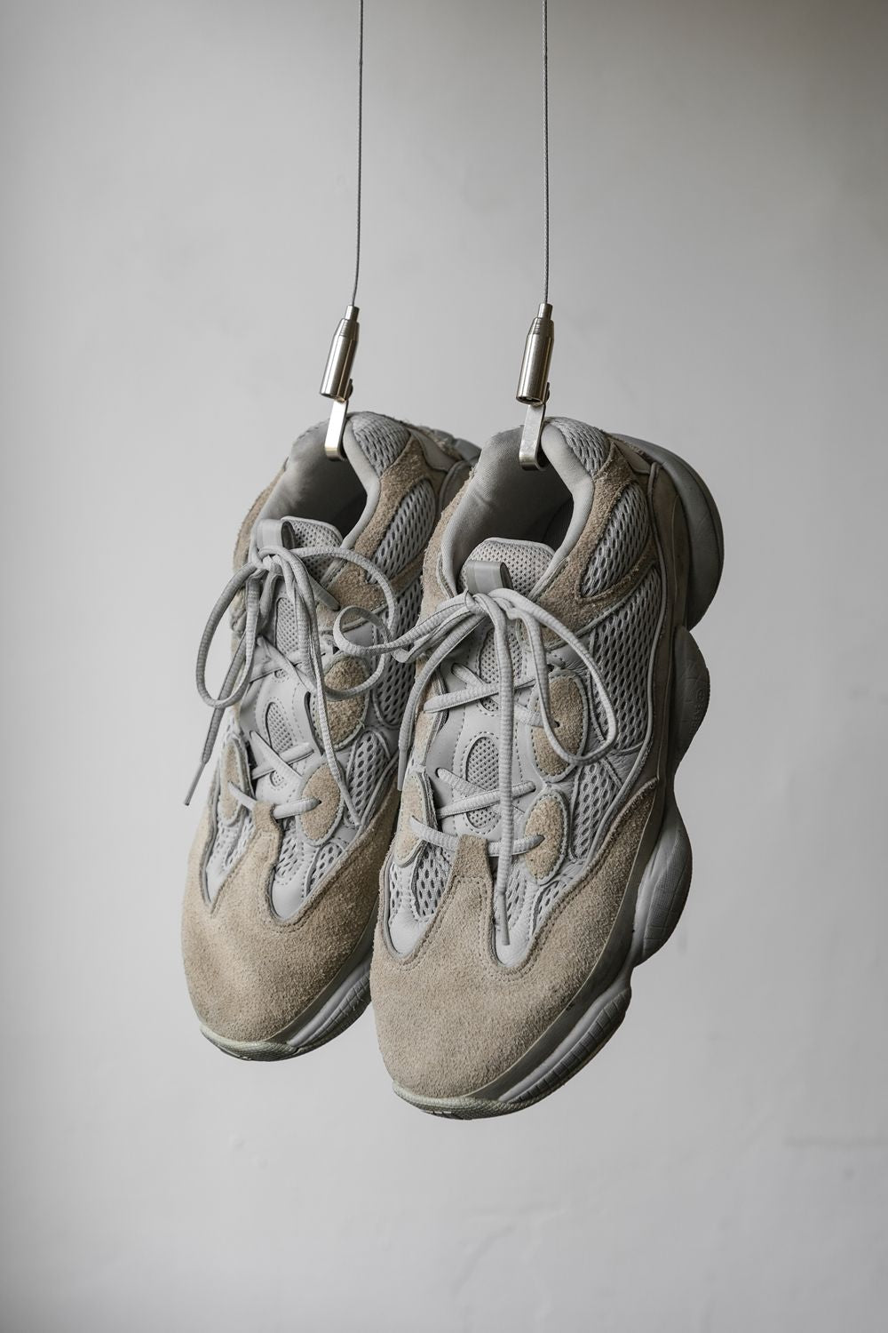 Adidas Yeezy 500 Stone Salt 椰子石鹽色復古慢跑鞋– 伴古著二手買取選品