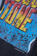 1991 Vintage Doug Stone On Tour Tee American country music singer Doug Stone vintage printed short kicks