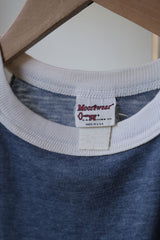 1980年代のMoorewear 2トーンラグランTシャツ ヴィンテージプリントのラグランスリーブショートパンツ