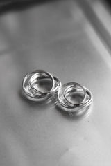 Interlocking Loop 925 Sterling Silver Ring 交疊環形925純銀戒