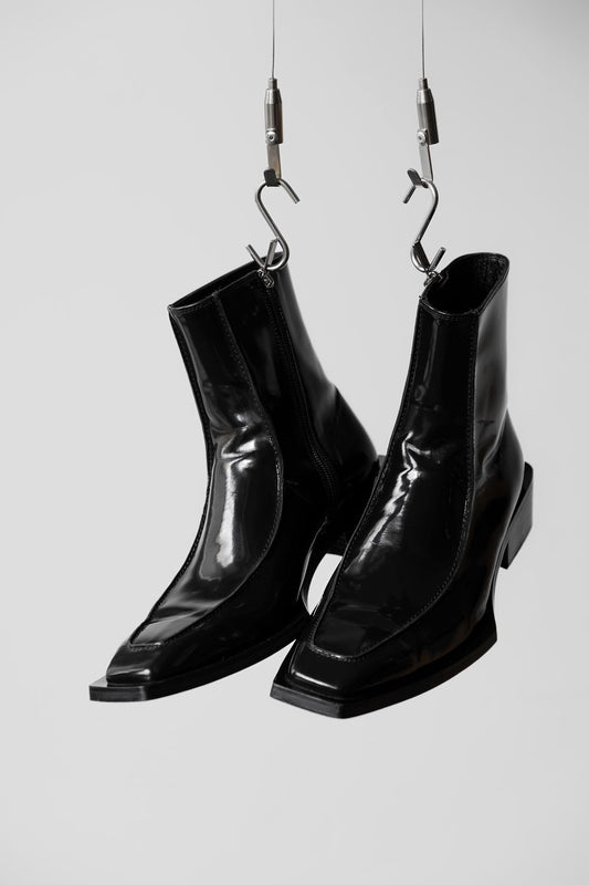 so.u:lesures Mustang Black Leather Zip Chelsea Boots 韓國鞋履設計師品牌 漆皮方頭拉鏈切爾西靴