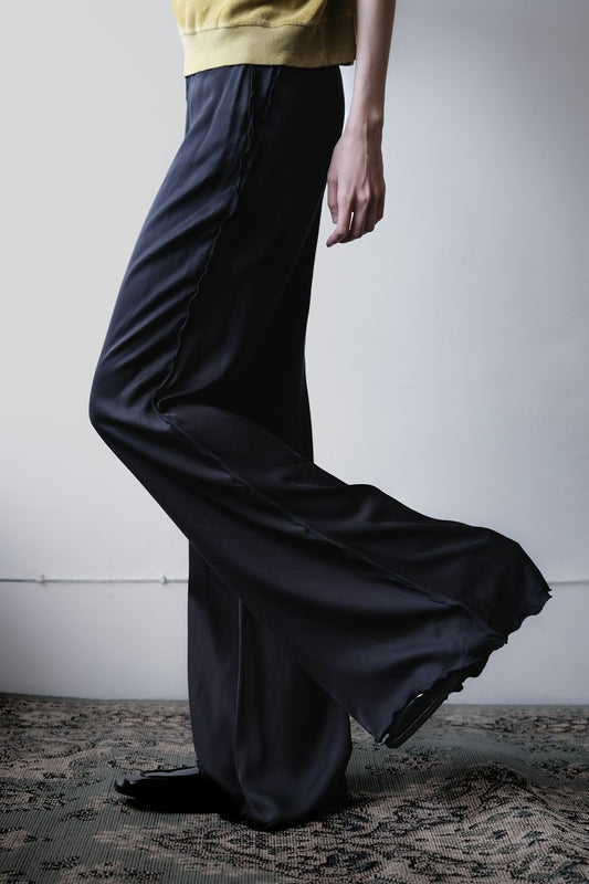 Acne Studios Ruffle Flared Trousers 木耳邊緞面喇叭褲