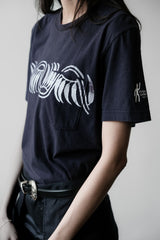 エンジニアードガーメンツ プリントポケットTシャツ ネイビー 日本のデザイナーブランド プリントポケットショートTシャツ アメリカ製