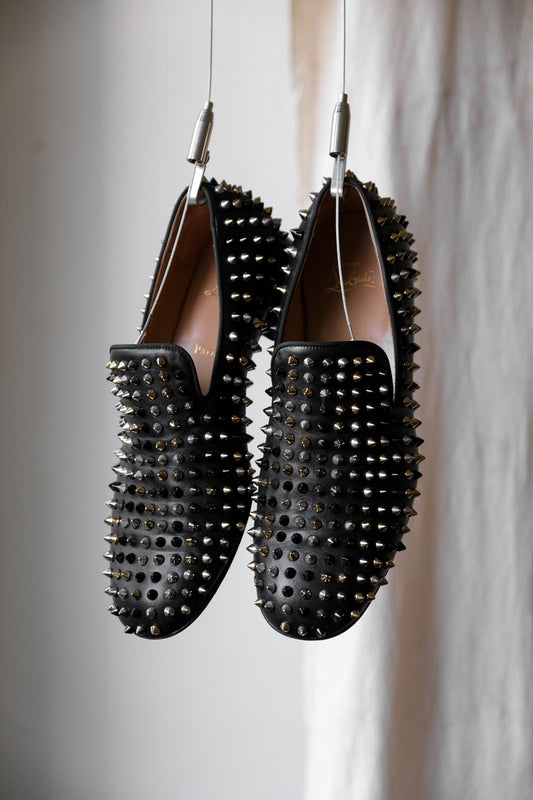 クリスチャン ルブタン レザー スパイク ローファー レッドソール シューズ ゴールド、シルバー、ブラック スタッズ ローファー