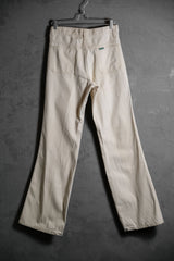 90年代の日本のヴィンテージ「シンプルライフ」オフホワイトデニムブーツカットジーンズ