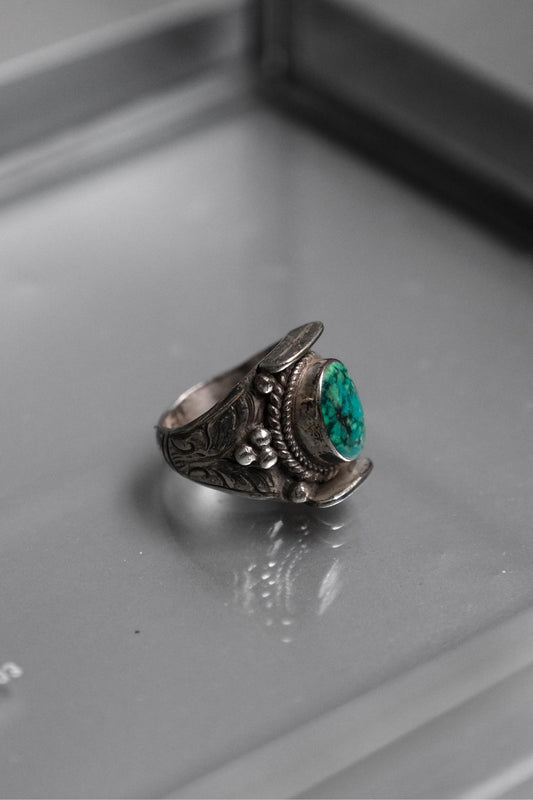 Artisan Sterling Silver Turquoise Statement Ring 綠松石民俗風格雕花銀戒