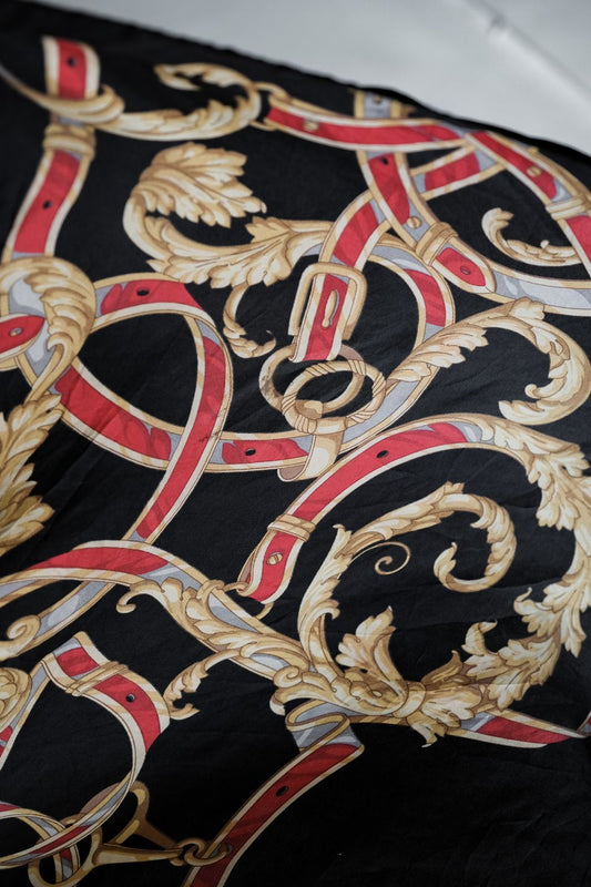 Vintage Baroque Print Silk Scarf 巴洛克印花絲質大方巾 黑金紅