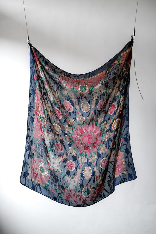 Vintage Jeweled Print Silk Scarf 珠寶印花暗紋透紗大方巾