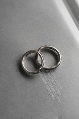 Wavy Orbit 999 Silver Ring