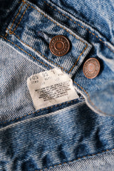 Levi's 1990's Vintage 75406 Denim Trucker Jacket Early Canadian-made vintage denim jacket
