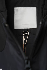 Undermycar 23F/W POA 商標入り パッド入りダウンジャケット 韓国デザイナーブランド パッド入りショルダーパディングジャケット