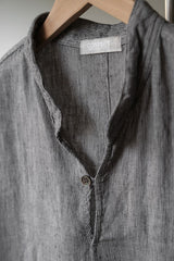 CONFECT nest Robe リネンヘアラインストライプスキッパーシャツ 日本のデザイナーブランド リネン細ストレートストライプ セーラーグローブ ヘッドシャツ