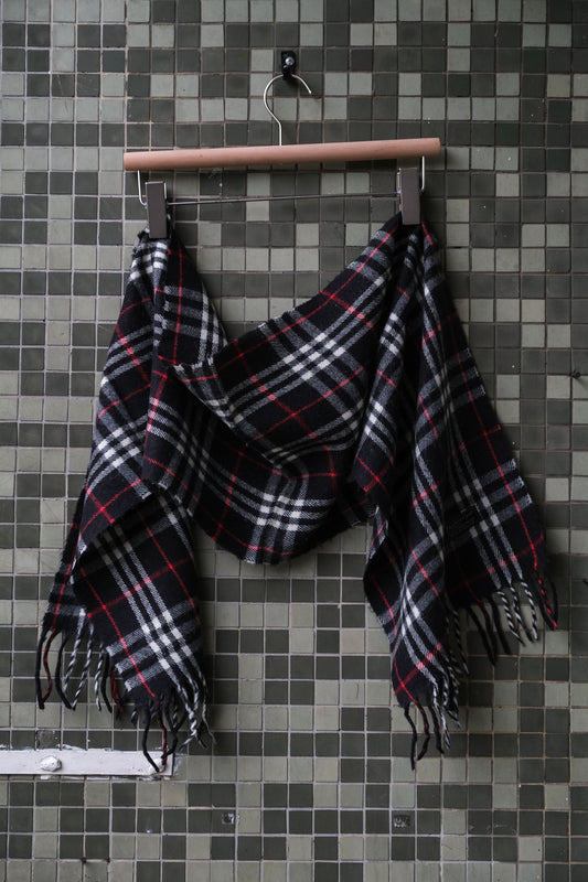 Burberrys Vintage Nova Check Wool Scarf Made in England 英國製 經典格紋羊毛圍巾 黑灰