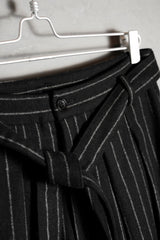 Huan Xiang Zhe ストライプ はかまパンツ 中国デザイナーブランドのストライプ ウール ワイドレッグ ワイドパンツ