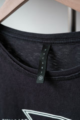 VACANT Human Gate Tee 台灣設計師品牌 落肩寬版印花短T