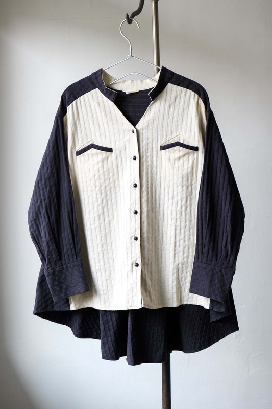 if&n プリーツドレスシャツ 台湾デザイナーブランド プリーツシャツ ネイビーブルー/ホワイト (サンプル)
