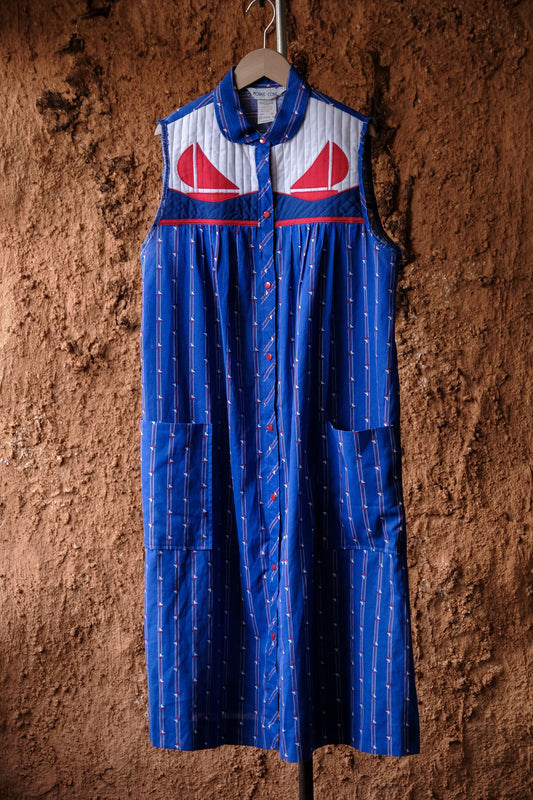 1970年代のヴィンテージ「モデルズコート」ノースリーブドレス、米国製