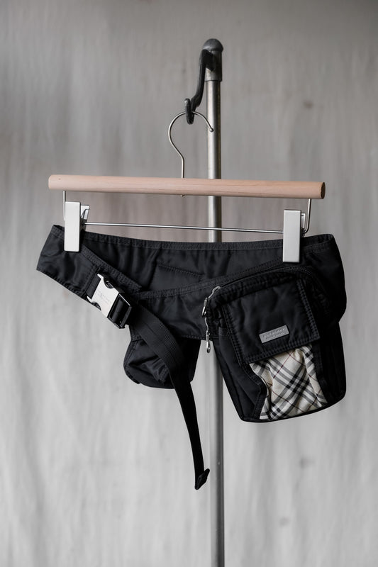 Burberry Black Label Vintage Waistpack 日線黑標 尼龍金屬插釦腰包