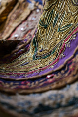 ヴィンテージカッチ刺繍生地手作りヴィンテージグジャラート刺繍生地装飾壁掛けとして使用できます