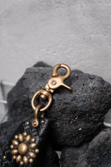 CALEE Black Embossed Leather Floral Stud Key Case 日系復古美式品牌 編織壓紋皮革花朵鉚釘鑰匙包 全新