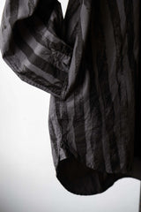 ゴールドブラッシュストライプブロードレギュラーカラービッグシャツ 日本の東洋ブランドのブラッシュストライプシャツ