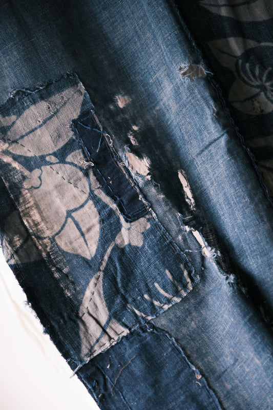 Vintage Indigo-dyed Tsutsugaki Clot Door Curtain