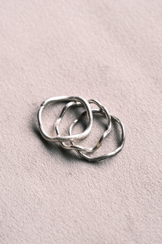 Corrugated sterling silver 999 thin ring set