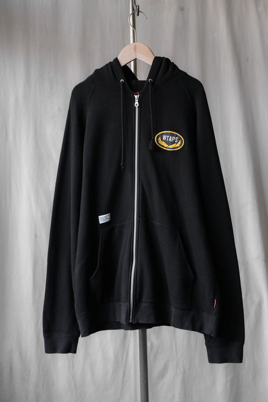 WTAPS Embroidered Patch Zip up Hood Nishiyama Tetsu embroidered logo patch zip up hooded jacket