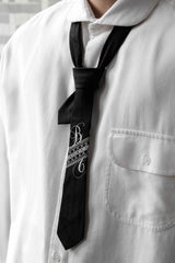 BRAiNCHiLD Tie brand English logo cursive tie