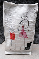 Children drawing holding shopping bag 可塑形 小孩塗鴉手拿購物袋