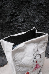 Children drawing holding shopping bag 可塑形 小孩塗鴉手拿購物袋