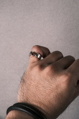 German Vintage Geometric Folded Band Ring with Square Amber-tone Stone 德國古董 幾何摺疊寬版戒|方切琥珀色石