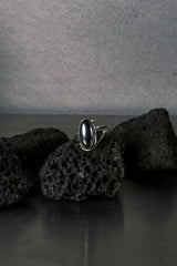 European Vintage Black Oval Cabochon Sterling Silver Ring 歐洲古董 黑色橢圓蛋面石純銀戒