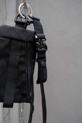 Bagjack + Yorozu "shoulder set" 柏林手工包品牌聯名系列 皮革銀環鍊手機掛包 Cobra扣具