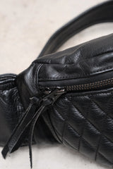 RUDE GALLERY BLACK REBEL OUTSIDERS LEATHER WAIST BAG 荔枝牛皮菱格腰包