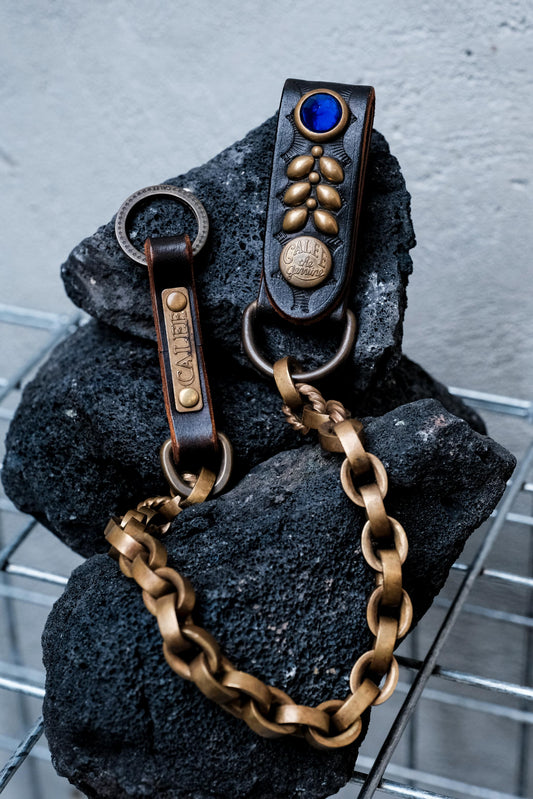 CALEE Studded Leather Wallet Chain BLUE 日系復古美式品牌 藍寶石鉚釘皮革腰鍊