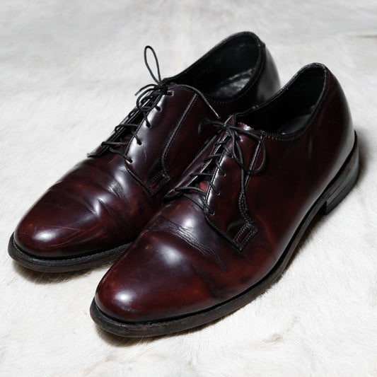 Vintage Florsheim leather Model 30834 dark Burgundy American made Oxford shoes Burgundy color