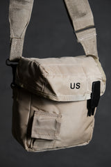デッドストック 米軍 2QT 水筒カバー ショルダーバッグ タン 米軍 断熱クッション付きウォーターボトルバッグ