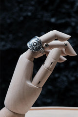 Vintage Style (Circa Mid-20th C.) Silver-plated Spoon Ring 20世紀中葉湯匙手工戒指