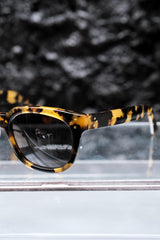 UNUSED UH0351 Wellington Sunglasses Tortoise Shell 琥珀紋復古威靈頓框太陽眼鏡