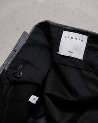 サンドロ ウールスーツパンツ フランス人デザイナーブランドのウールホットステッチスーツパンツ、大きな折り返しのズボンの脚付き