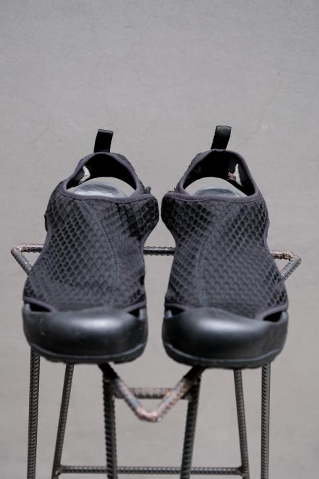 ROA ARPY BLACK 戶外機能品牌 機能網布涼鞋 Vibram大底