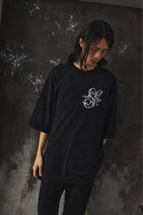 SHINYAKOZUKA PICTURESQUE 'S' COLOURLESS BLACK 日本設計師品牌 S草寫字母短T