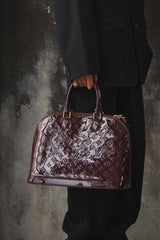 Louis Vuitton Alma GM Patent Leather Top-handle Handbag Burgundy